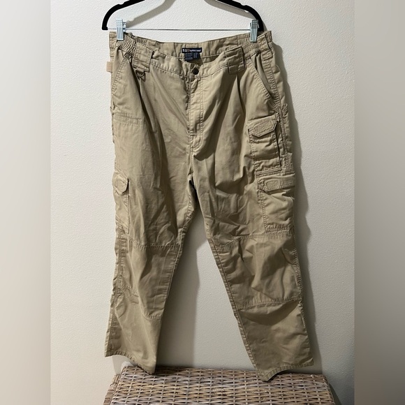 511 Tactical Men's Tan Cargo Pants, size 38/34, cargo, GUC, pockets - Picture 1 of 6